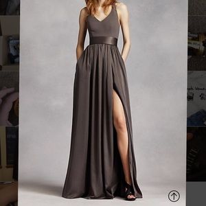 Vera Wang V Neck Halter Gown size 18